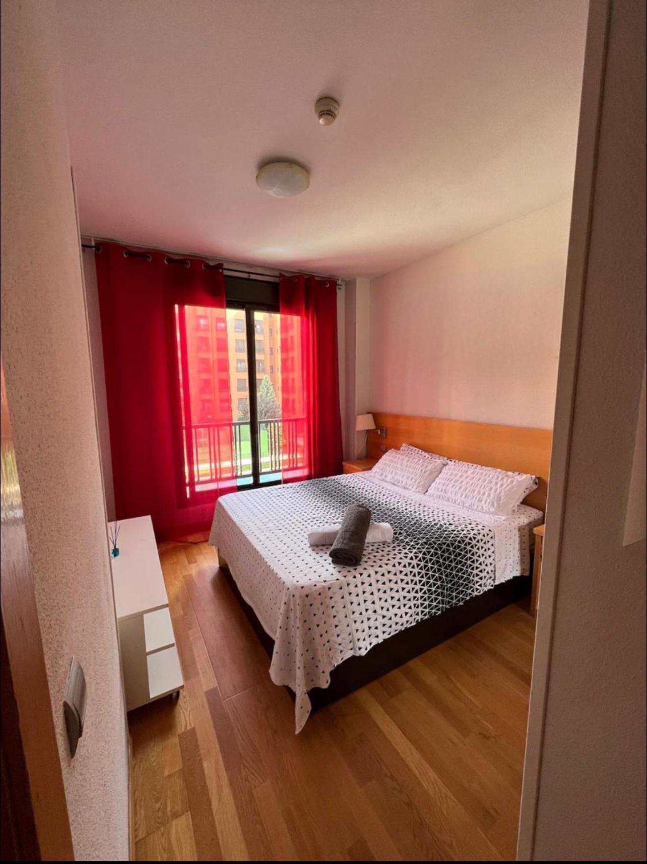 Samaniego Suite, Airport, Ifema Turistico Madrid Buitenkant foto